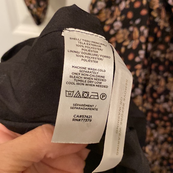 Black print midi almost ankle (I'm 5'2) Smocked top  with sheer sleeves. - Picture 7 of 7